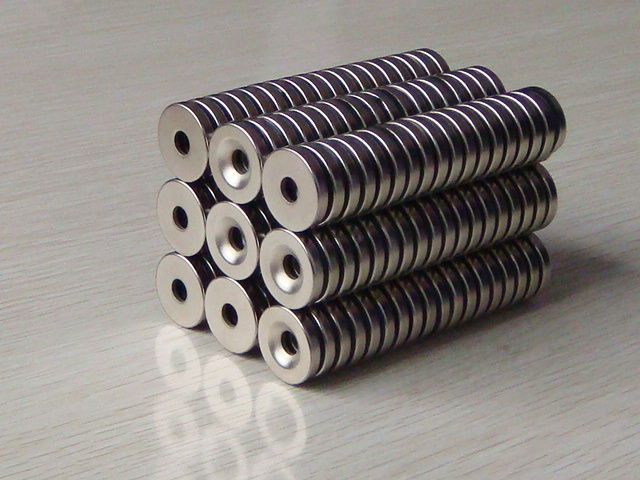 磁鐵雖時(shí)隔，價(jià)值依然不淺